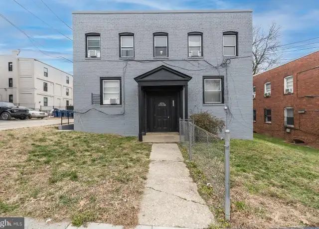 Property at 3204 28th St SE Unit 4, Washington, DC, 20020, 3 beds, 1 bath, [object Object]