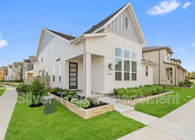 Property at 1001 14th St, Argyle, TX, 76226, 4 beds, 2.5 baths, [object Object]