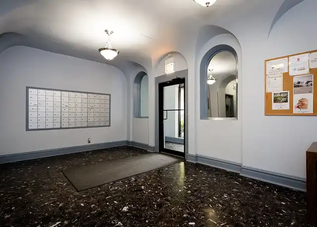 Property at Ivy Dorchester - 5118 S Dorchester Ave, Chicago, IL, 60615, 0 beds, 1 bath, [object Object]