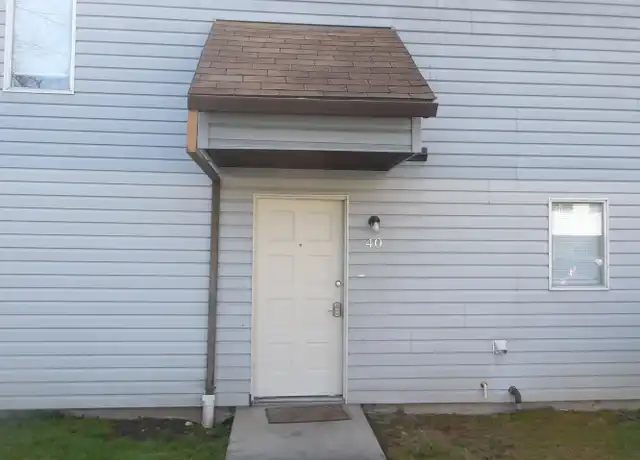 Property at 636 Northwood Dr Unit 40, Medford, OR, 97504, 2 beds, 1 bath, [object Object]