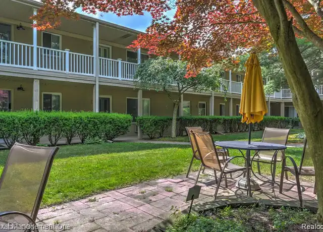 Property at 475 S Adams Rd #7, Birmingham, MI, 48009, 2 beds, 1 bath, [object Object]