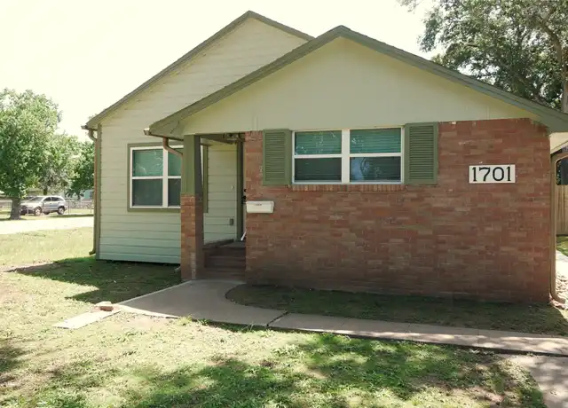 Property at 1701 West St, Rosenberg, TX, 77471, 3 beds, 2 baths, [object Object]