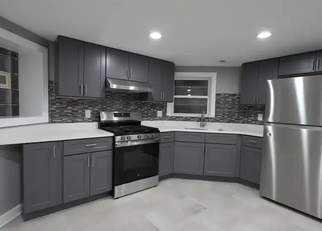 Property at 4151 W Kamerling Ave, Chicago, IL, 60651, 3 beds, 1 bath, [object Object]
