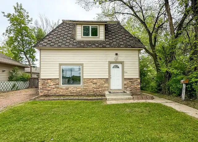 Property at 753 S Sheridan Ave, Sheridan, WY, 82801, 2 beds, 1 bath, [object Object]
