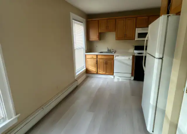 Property at 22 Grove St Unit 2, Baldwinsville, NY, 13027, 1 bed, 1 bath, [object Object]