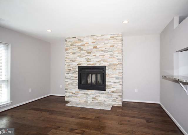 Photo of 38 Greenwich Pl #38, Pikesville, MD 21208