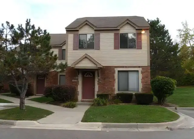 Property at 1579 Streamwood Ct Unit 1, Rochester Hills, MI, 48309, 2 beds, 1.5 baths, [object Object]