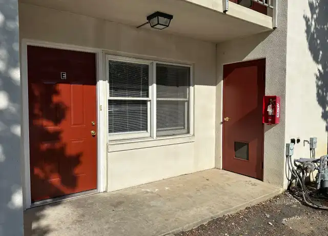 Property at 343 E Liberty St, Chambersburg, PA, 17201, 1 bed, 1 bath, [object Object]