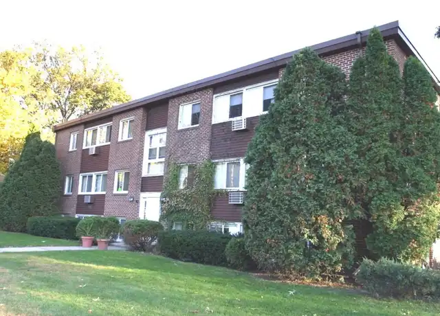 Property at 6421 Pleasant Ave Unit 11, Minneapolis, MN, 55423, 1 bed, 1 bath, [object Object]