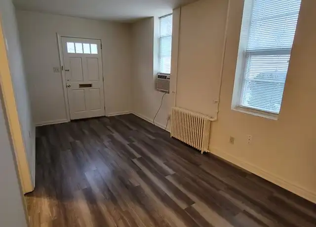 Property at Wakefield Manor Apartments - 1201 N Courthouse Rd, Arlington, VA, 22201, 1 bed, 1 bath, [object Object]