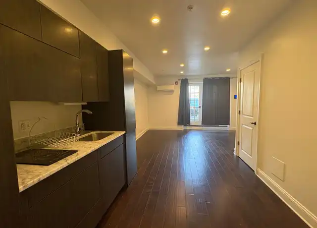 Property at 917 Saint Paul St Unit 2, Baltimore, MD, 21202, 1 bed, 1 bath, [object Object]