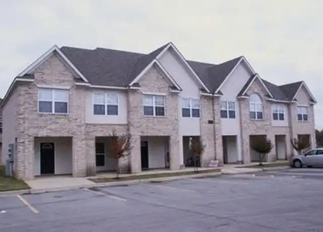 Property at 914 Craighead Forest Rd, Jonesboro, AR, 72404, 2 beds, 2.5 baths, [object Object]