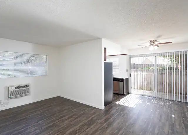 Property at 162 Brightwood Ave Unit 3B, Chula Vista, CA, 91910, 1 bed, 1 bath, [object Object]