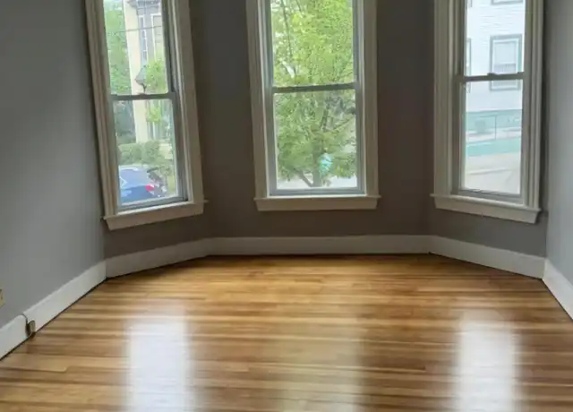 Property at 53 Bellevue Ave, Haverhill, MA, 01832, 2 beds, 1 bath, [object Object]