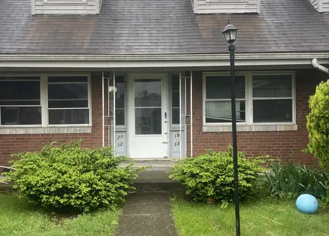 Property at 21 Hartford Ave Unit 12, Newington, CT, 06111, 2 beds, 1 bath, [object Object]