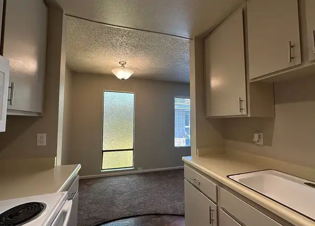 Property at 1616 Q St, Sacramento, CA, 95811, 1 bed, 1 bath, [object Object]