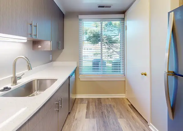 Photo of 19228 Circle Gate Dr, Germantown, MD 20874
