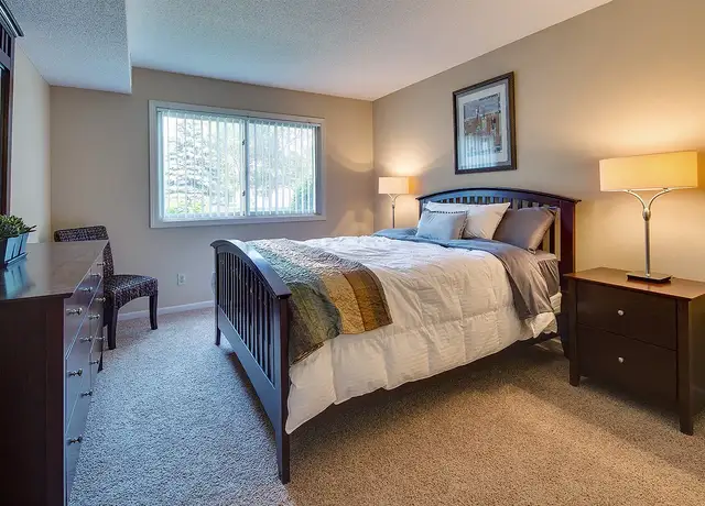 Photo of 3501 Xenium Ln N, Minneapolis, MN 55441