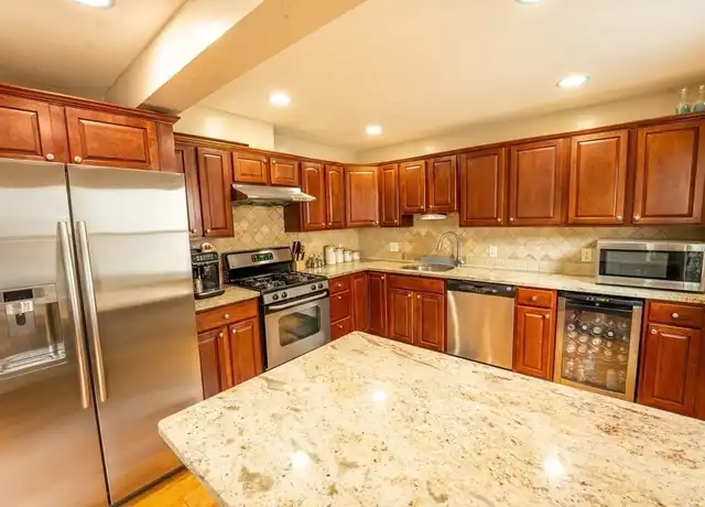 Property at 15 Downer Ct, Dorchester, MA, 02122, 3 beds, 2 baths, [object Object]