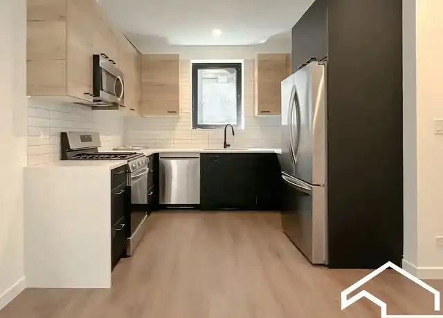 Property at 3710 N Kenmore Ave Unit 1, Chicago, IL, 60613, 3 beds, 2 baths, [object Object]