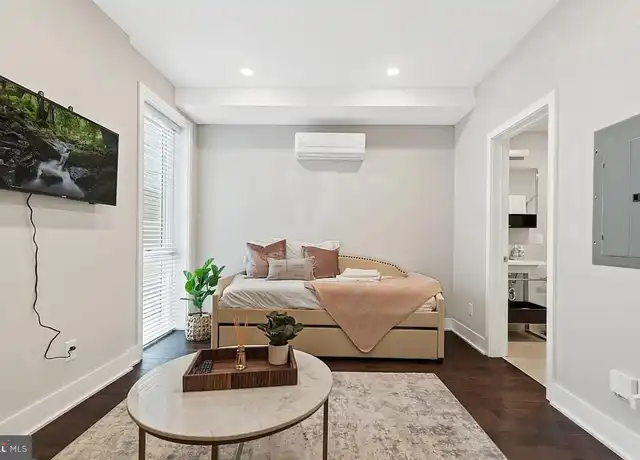 Property at 2010 Walnut St Unit 702, Philadelphia, PA, 19103, 0 beds, 1 bath, [object Object]
