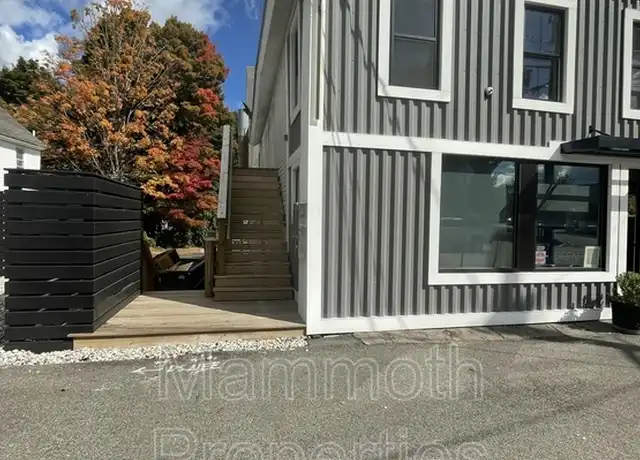 Property at 204 N Main St Unit 2, Concord, NH, 03301, 2 beds, 1 bath, [object Object]