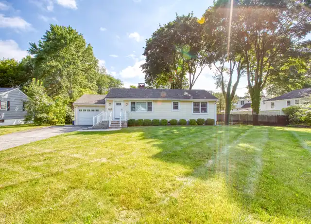 Property at 16 Lloyd Rd, Norwalk, CT, 06850, 2 beds, 2.5 baths, [object Object]