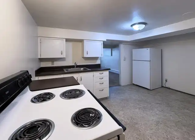 Property at 361 W Broadway Unit 10, Eugene, OR, 97401, 1 bed, 1 bath, [object Object]