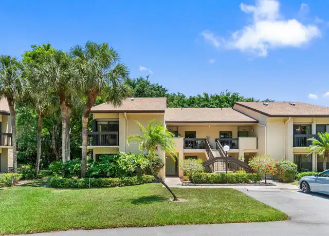 Property at 5087 Oak Hill Ln #321, Delray Beach, FL, 33484, 3 beds, 2 baths, [object Object]