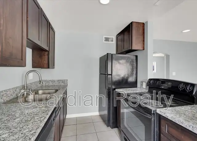 Property at 521 Calcaterra Cir, Las Vegas, NV, 89119, 1 bed, 1 bath, [object Object]