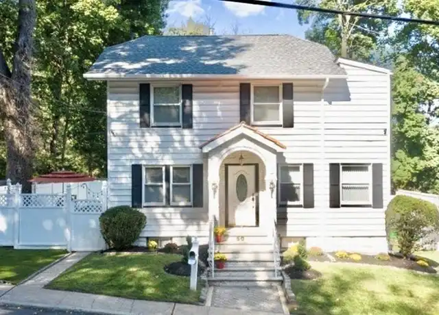 Property at 50 Ridgehurst Rd, West Orange, NJ, 07052, 3 beds, 2.5 baths, [object Object]