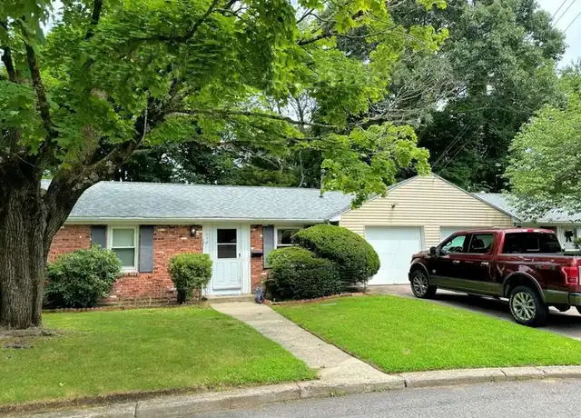 Property at 112 Keystone Dr Unit 112, Warwick, RI, 02889, 2 beds, 1 bath, [object Object]