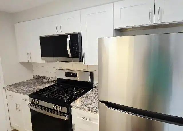Property at 7819 Rutherford Ave, Burbank, IL, 60459, 2 beds, 1 bath, [object Object]