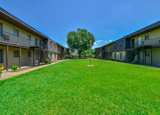 Property at 1518 East Ave Unit 109, Katy, TX, 77493, 1 bed, 1 bath, [object Object]