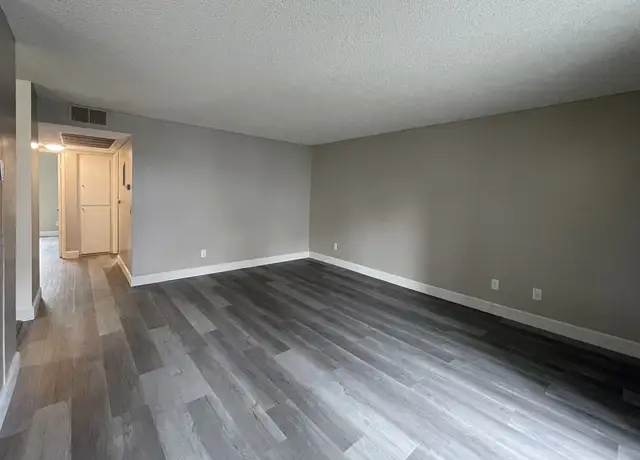 Photo of 13202 Downey Ave, Paramount, CA 90723