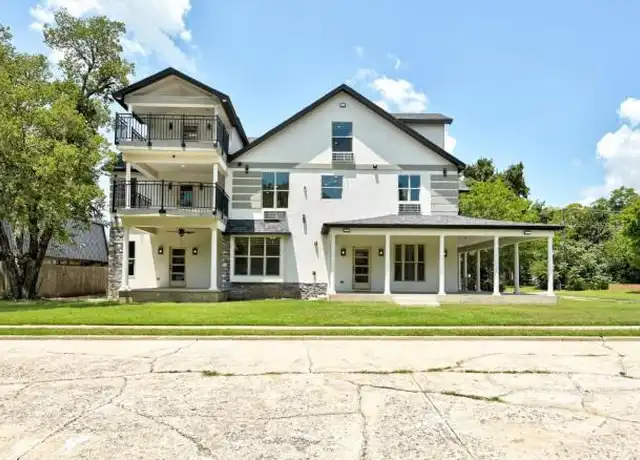 Property at 222 S University Blvd, Norman, OK, 73069, 1 bed, 2 baths, [object Object]