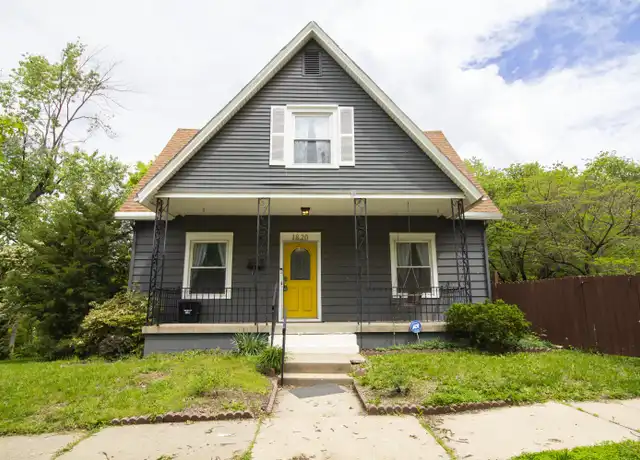 Property at 1820 W 36th St, Kansas City, MO, 64111, 3 beds, 2 baths, [object Object]