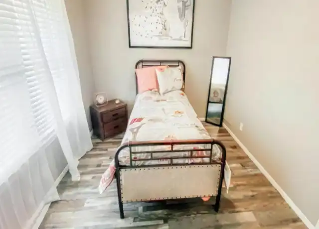 Property at 3400 SW 44th St, Oklahoma City, OK, 73119, 2 beds, 1 bath, [object Object]