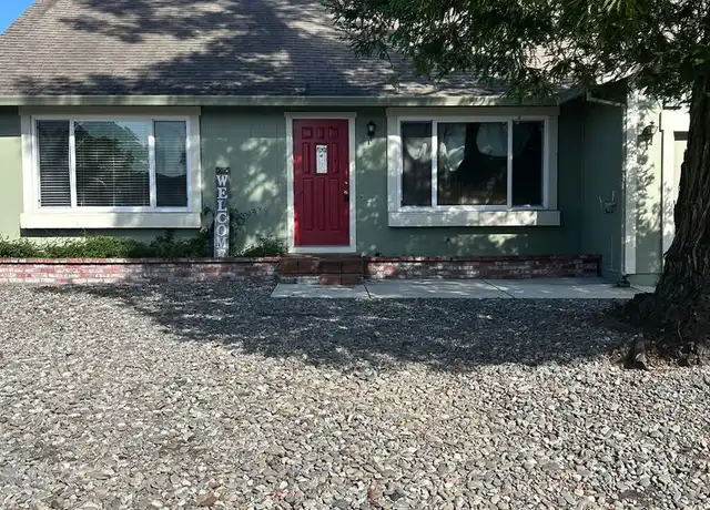 Property at 983 Elizabeth Ave, Rohnert Park, CA, 94928, 5 beds, 2 baths, [object Object]