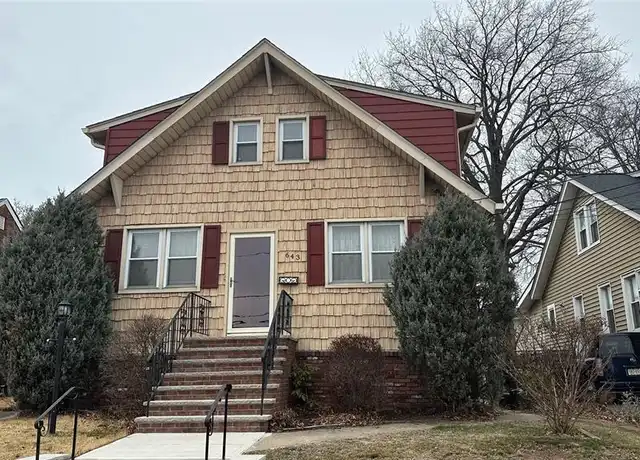 Property at 643 7th St, Lyndhurst, NJ, 07071, 2 beds, 1 bath, [object Object]