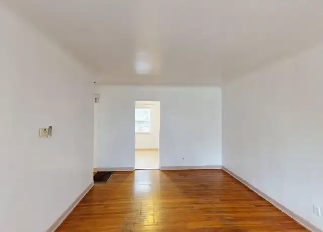 Property at 413 Girard Blvd SE Unit 3, Albuquerque, NM, 87106, 1 bed, 1 bath, [object Object]