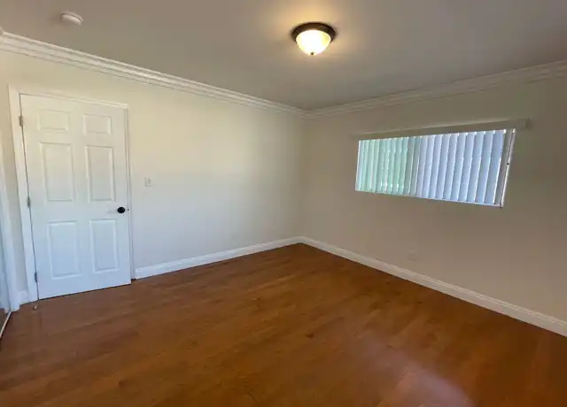 Property at Tobias 3 (TB3) - 8816 Tobias Ave, Panorama City, CA, 91402, 1 bed, 1 bath, [object Object]