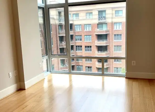 Property at 1355 17th St NW Unit 919, Washington, DC, 20036, 1 bed, 1 bath, [object Object]