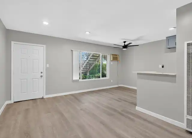 Property at 2300 E Commonwealth Ave Unit 09, Fullerton, CA, 92831, 1 bed, 1 bath, [object Object]