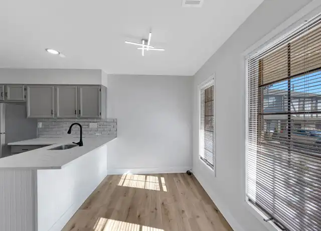 Property at 694 5th St Unit VS-04, Beaver, PA, 15009, 2 beds, 1 bath, [object Object]