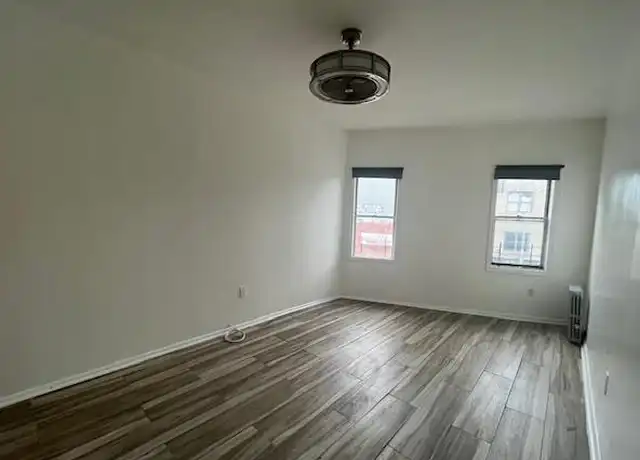 Property at 621 Washington Ave Unit 2, Brooklyn, NY, 11238, 3 beds, 1 bath, [object Object]
