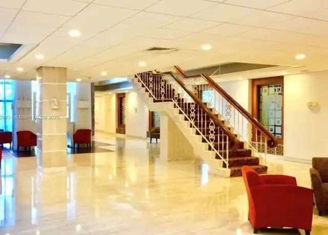 Property at 2899 Collins Ave #1102, Miami Beach, FL, 33140, 0 beds, 1 bath, [object Object]