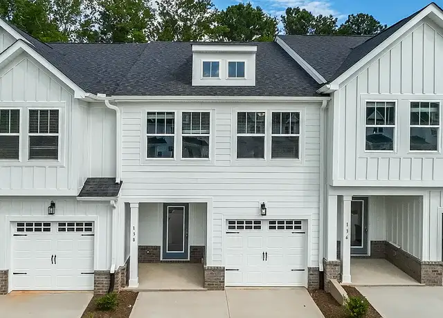 Photo of 16 Creekhill St, Greenville, SC 29607