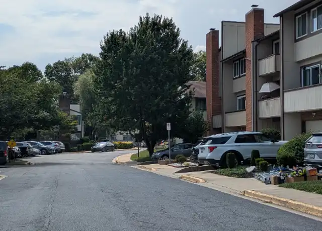 Property at 18531 Split Rock Ln, Germantown, MD, 20874, 2 beds, 3.5 baths, [object Object]