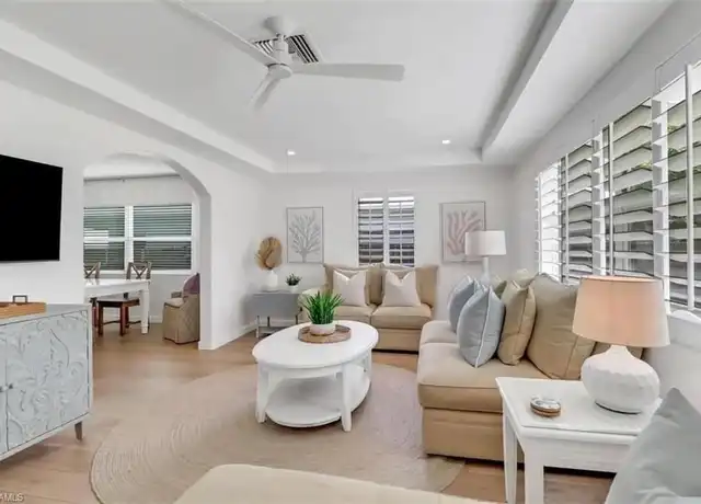 Property at 1097 Frank Whiteman Blvd, Naples, FL, 34103, 4 beds, 3 baths, [object Object]